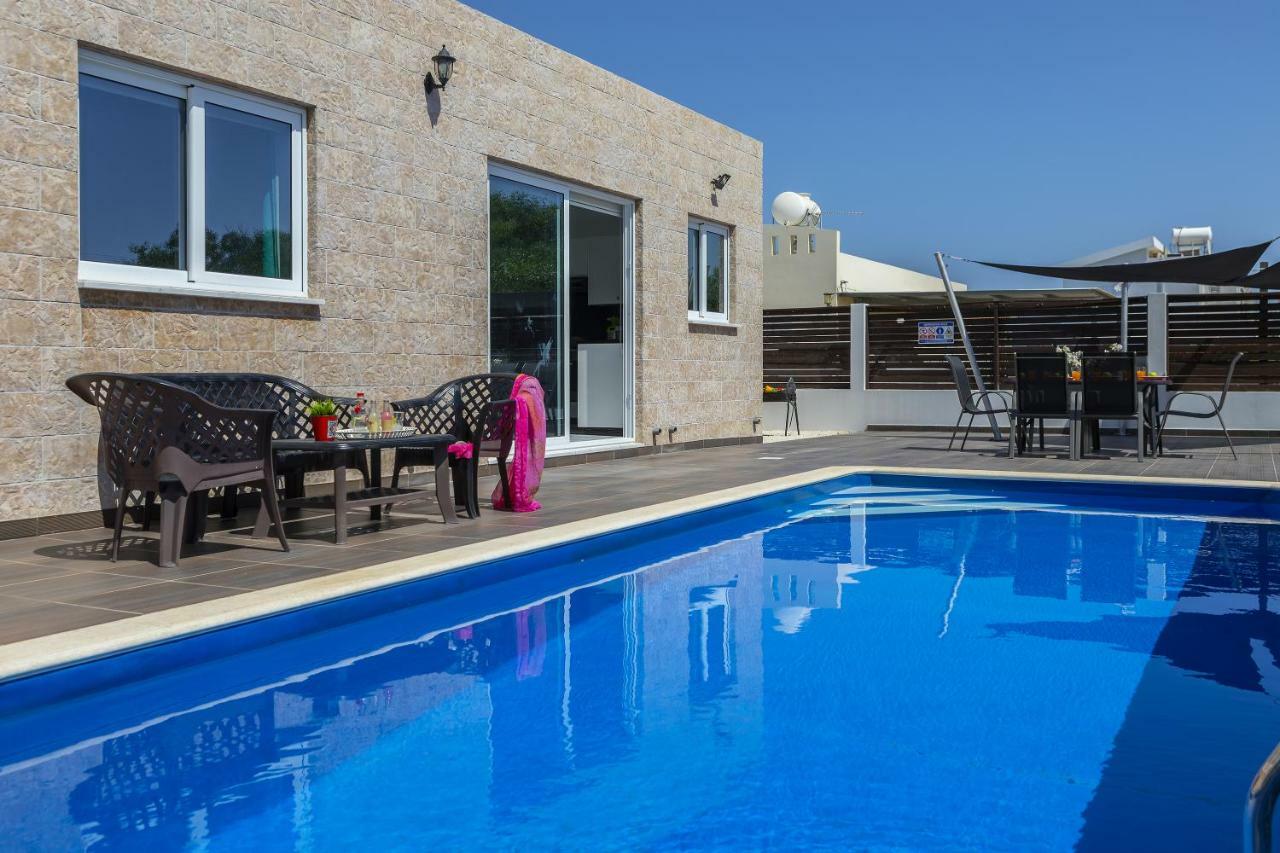 Protaras Villa Hollywood Exteriör bild