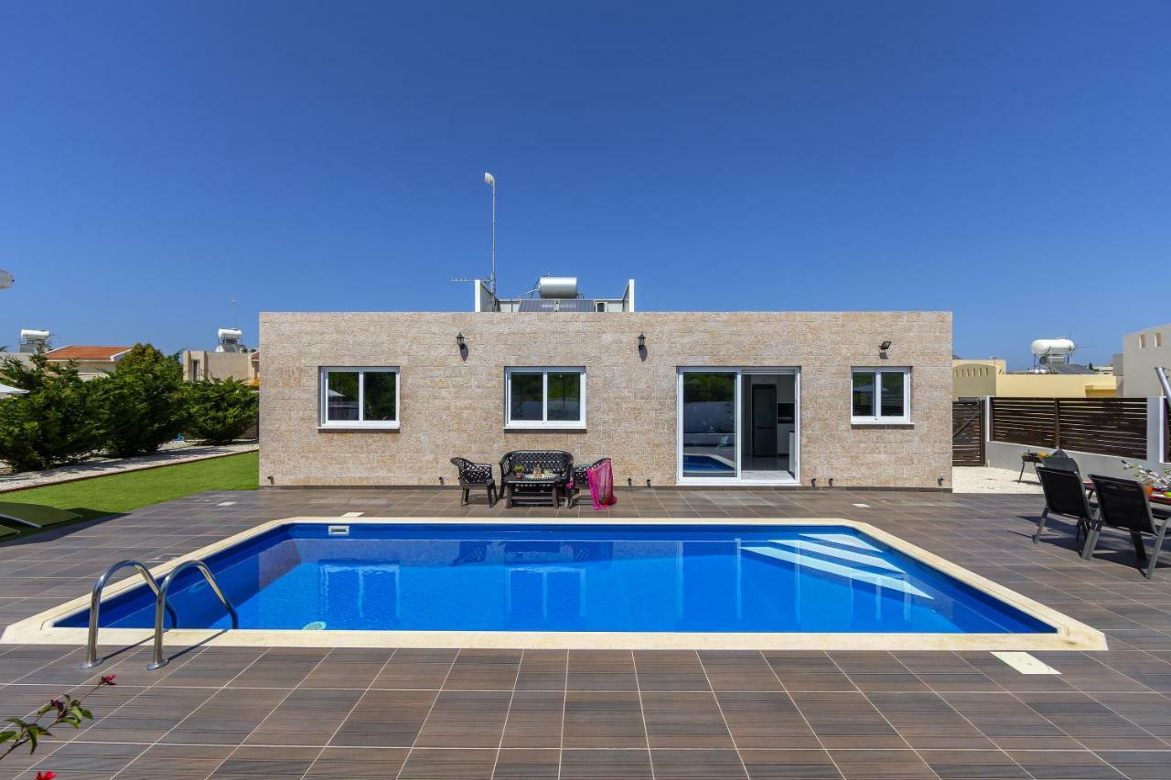 Protaras Villa Hollywood Exteriör bild