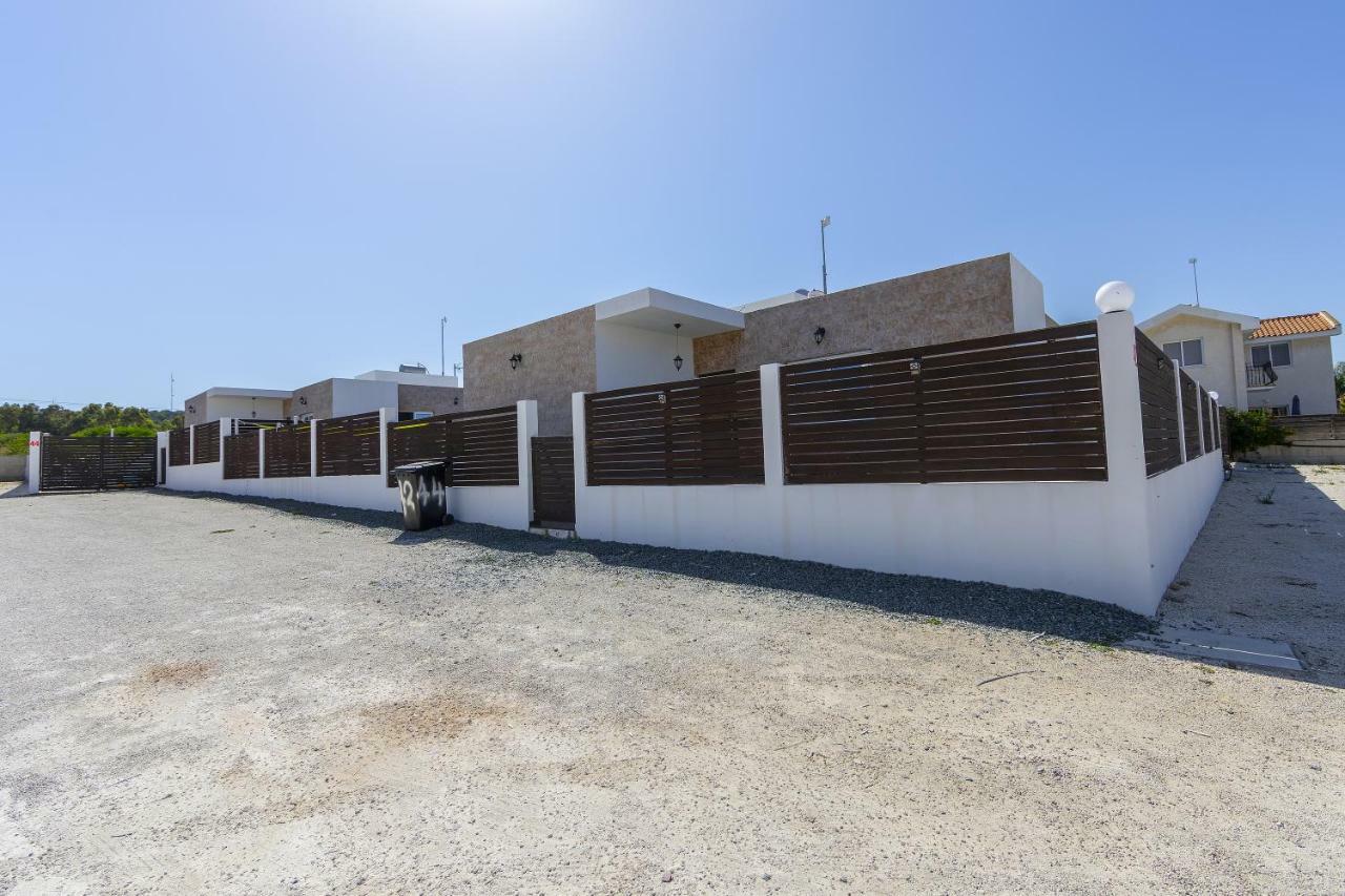 Protaras Villa Hollywood Exteriör bild