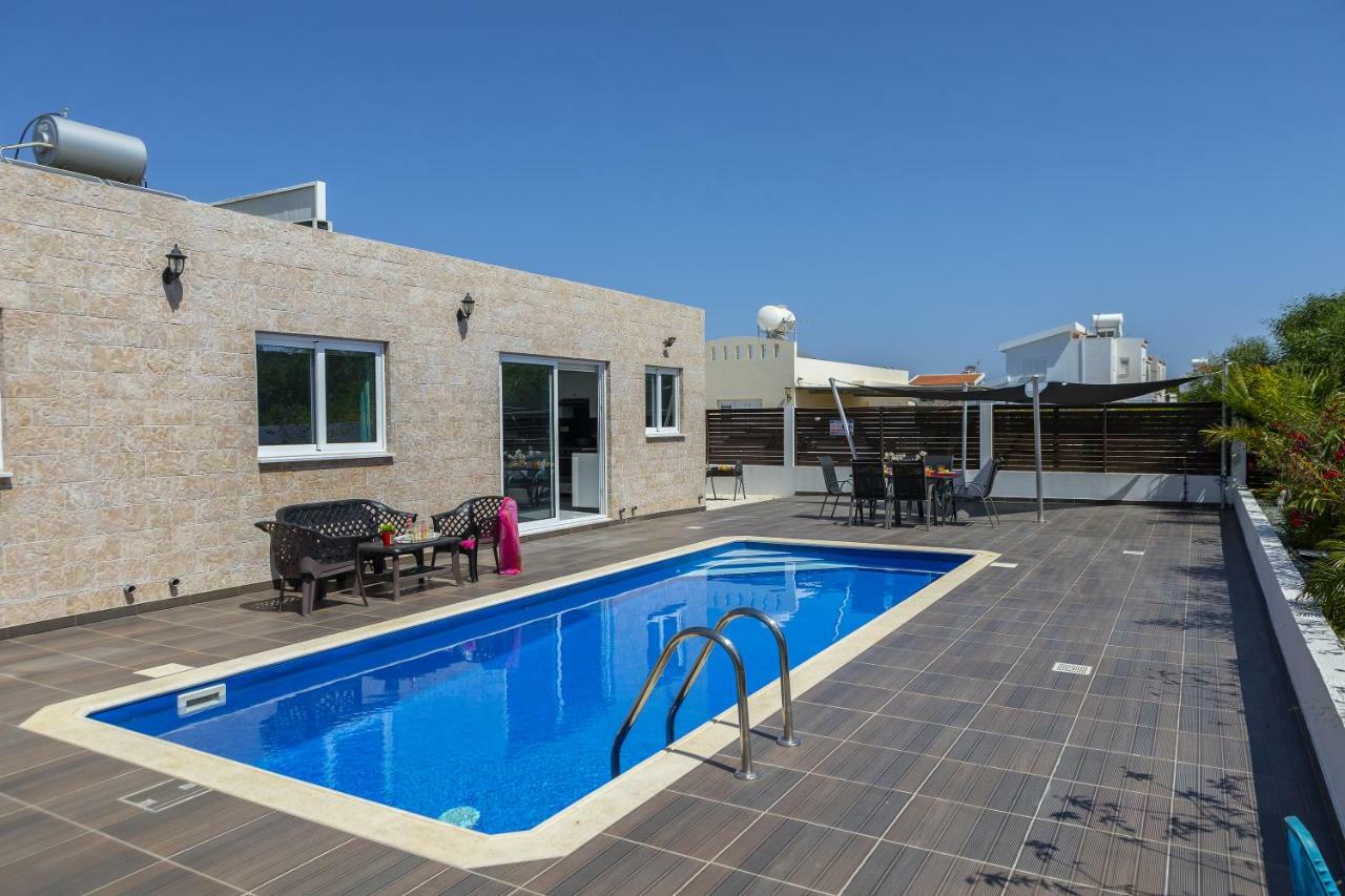 Protaras Villa Hollywood Exteriör bild