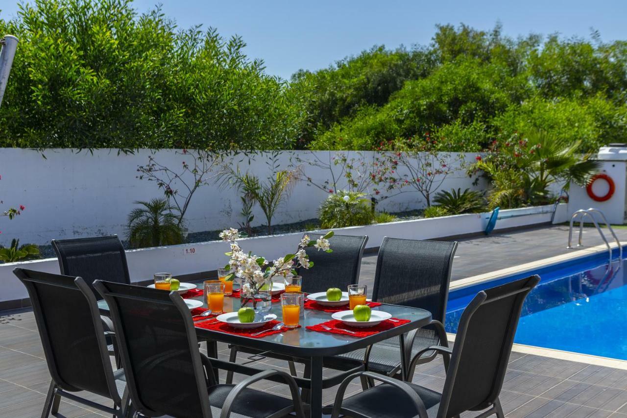 Protaras Villa Hollywood Exteriör bild