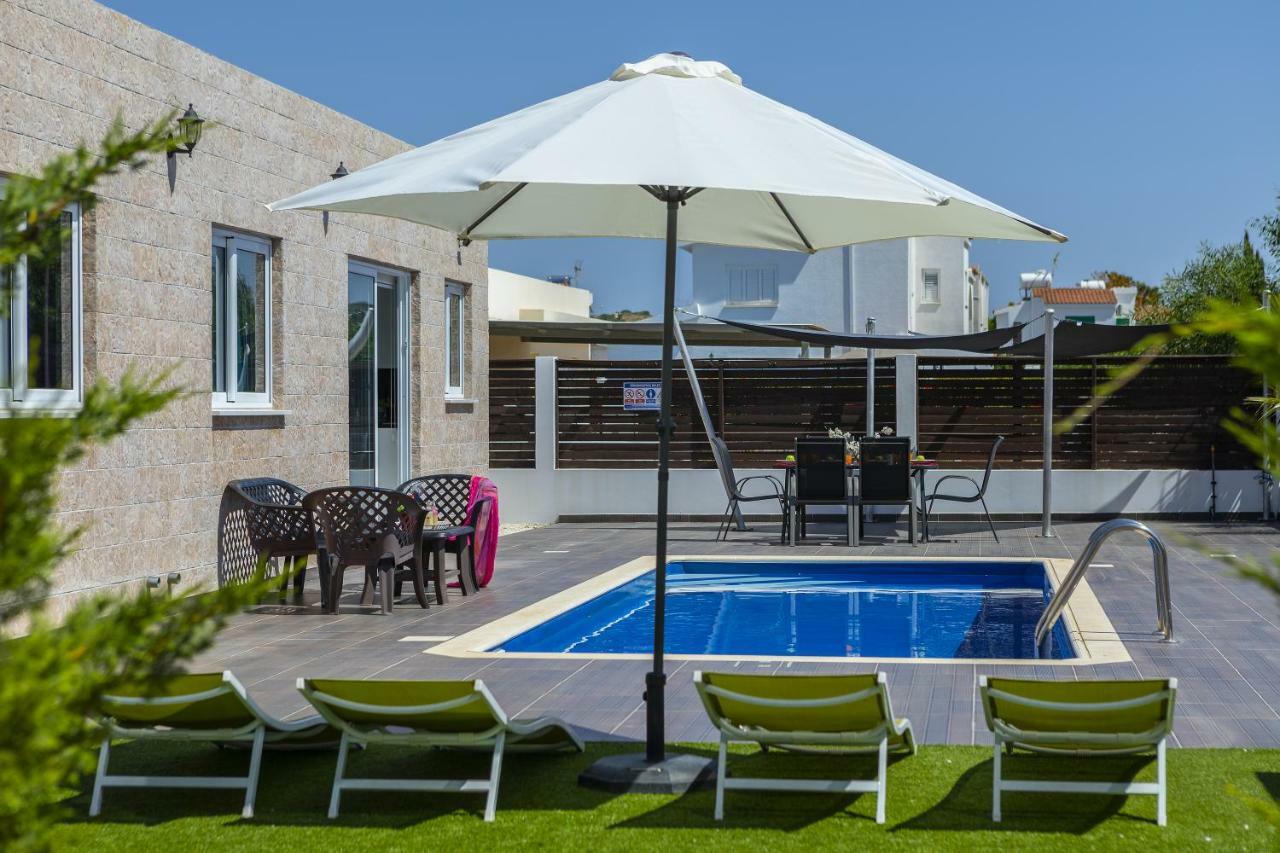 Protaras Villa Hollywood Exteriör bild